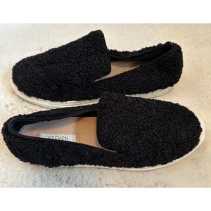 Steven Steve Madden Faux sherpa Sneakers Shoes Slip On Black  Womens 9 NWOT
